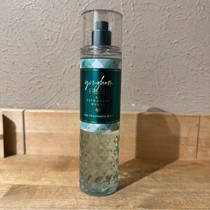 NWT Gingham Fresh Fine Fragrance Mist